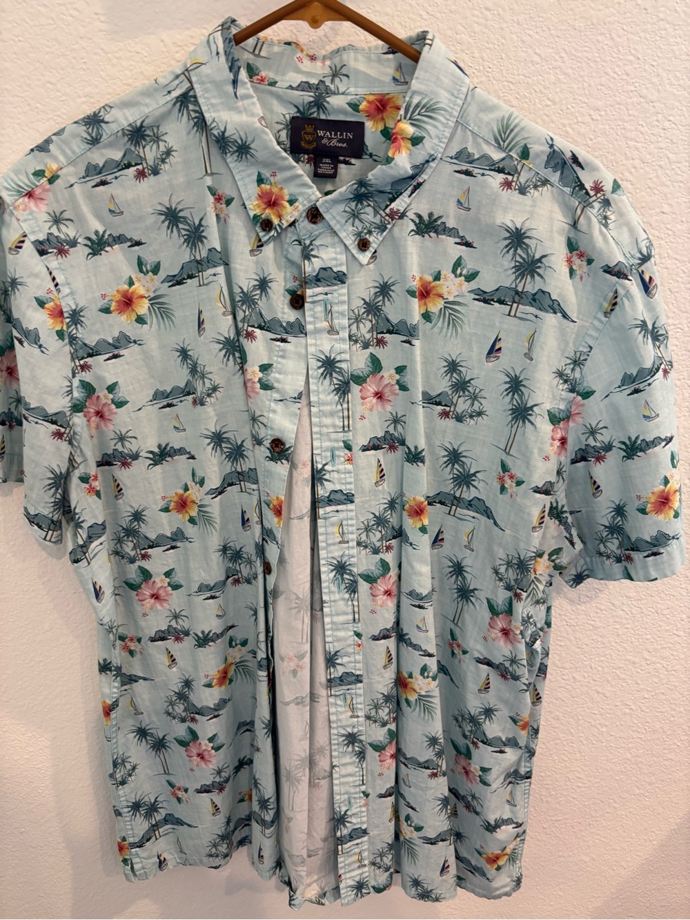 Light Blue Hawaiian Floral Short Sleeve Button-Down Shirt